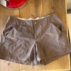 Columbia Women's Brown Cargo Hiking Shorts
